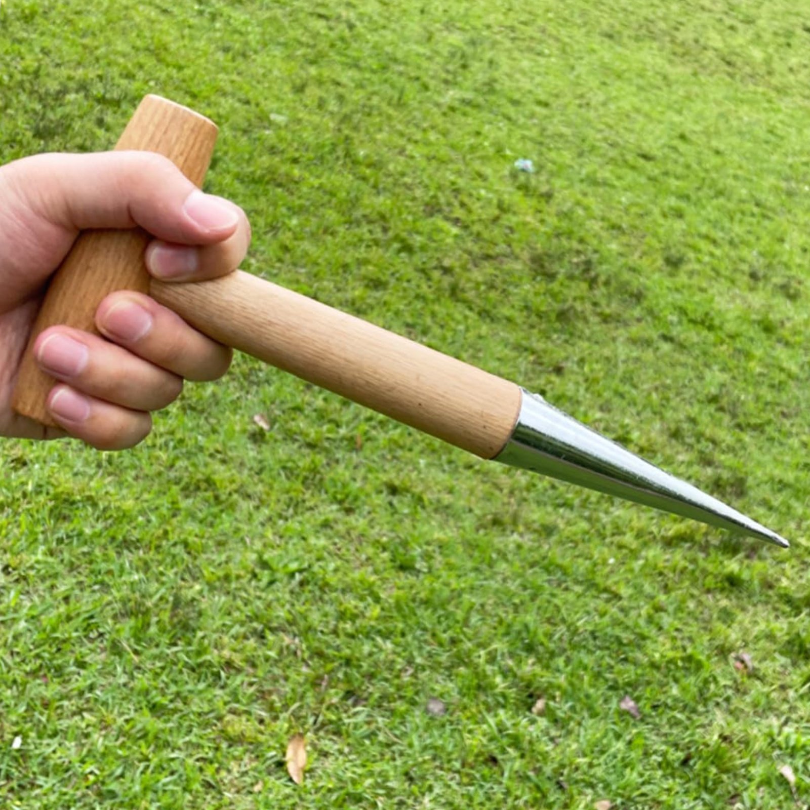 Gardening Tools And Uses - Soil Hole Puncher Easy to Use