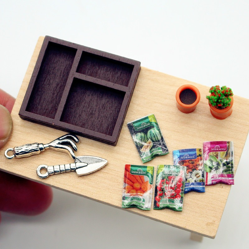 Dollhouse Gardening Wooden Box - огляд і ціна Gardening Tools Spade